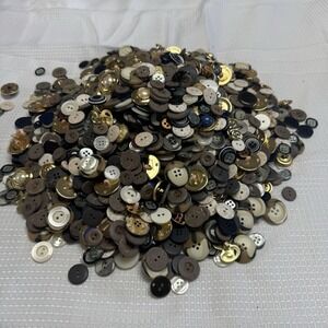 Large 3+ Pound Lot Vintage Mixed Decorative Collectible All Types/Styles Buttons